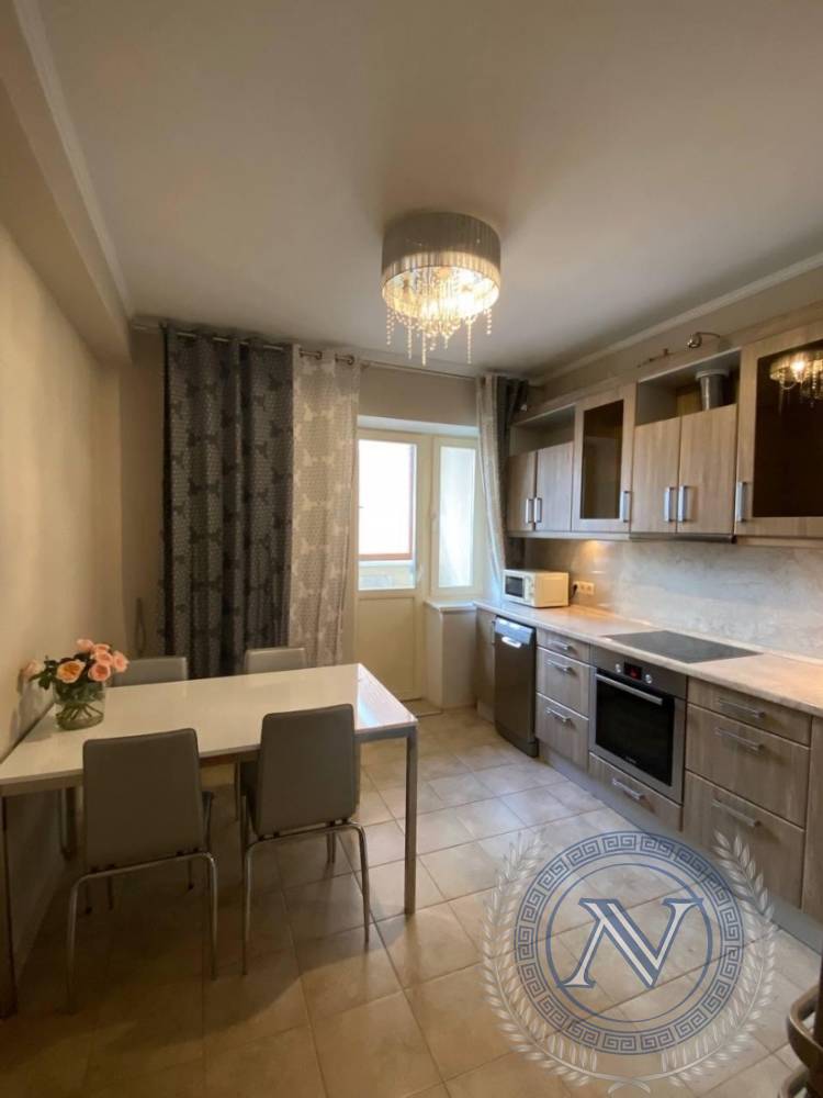 d531f593-50c7-4a56-8c23-2a65984ca0f4